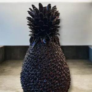 Black Tall Pineapple