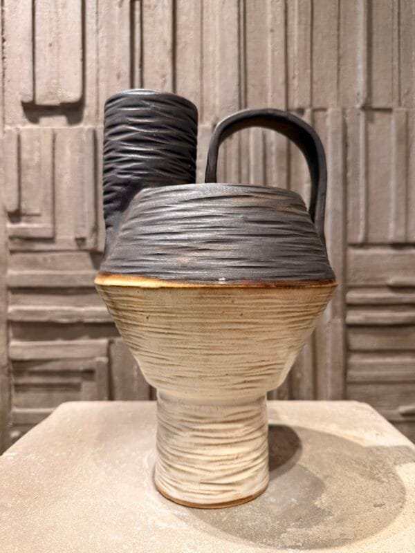 White/Brown vase with gold effect Jar with handle L
